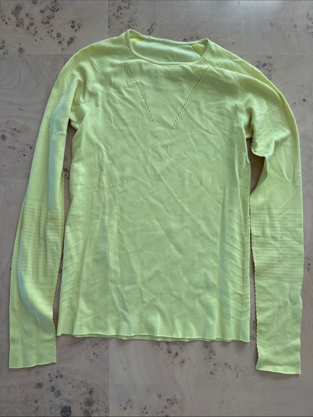 Women’s Lightweight Long-Sleeve Top in Neon Yellow Lululemon